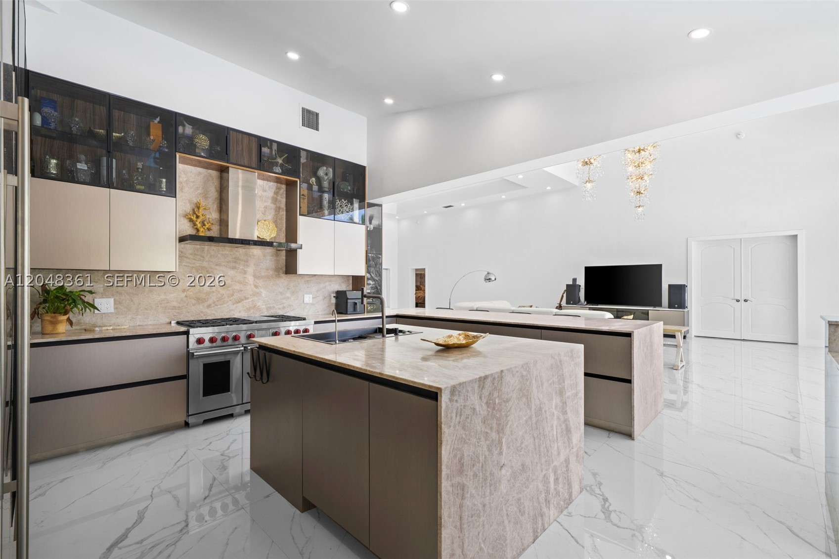 HILLSBORO HARBOR UNIT - Residential