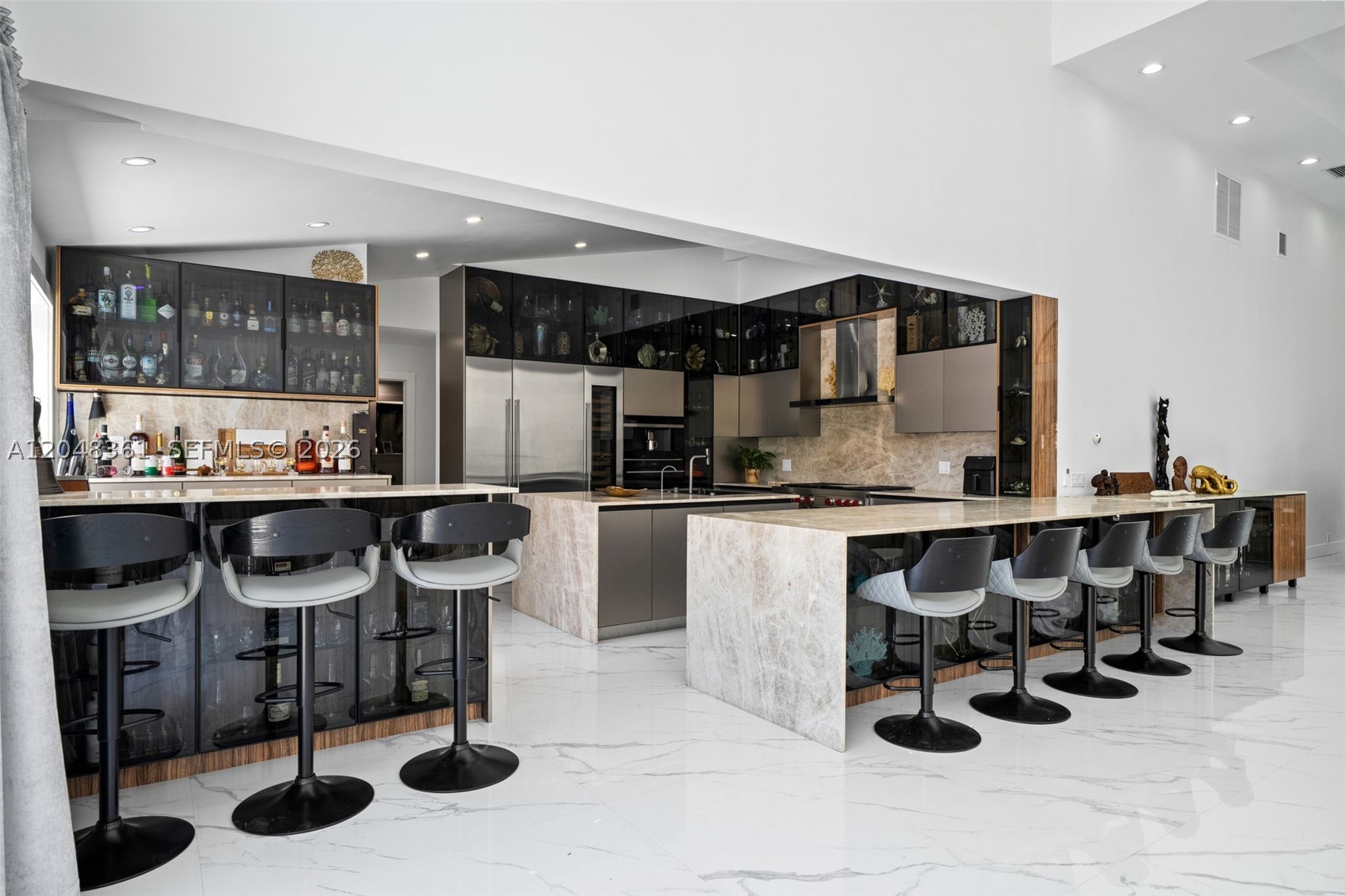 HILLSBORO HARBOR UNIT - Residential