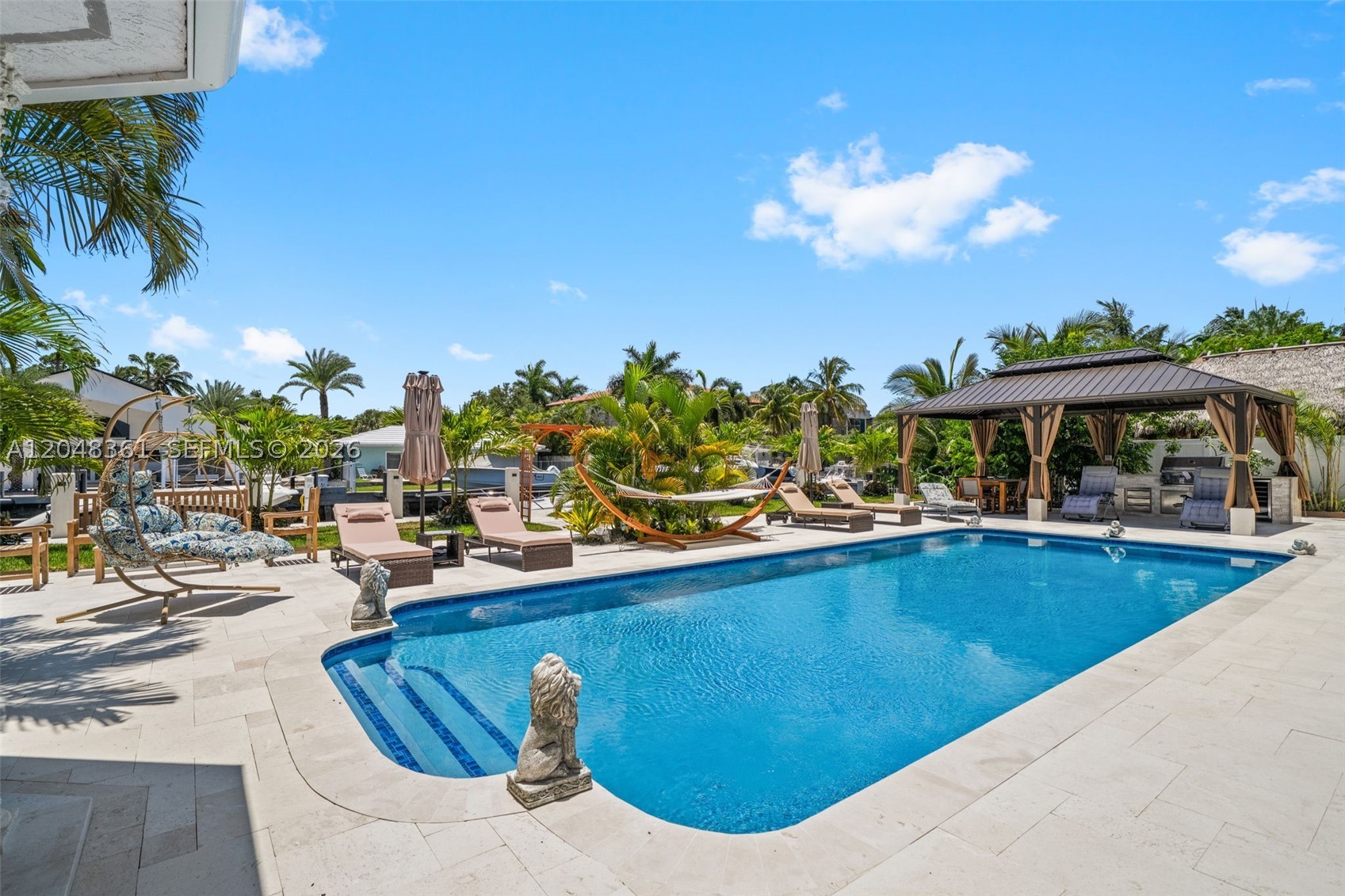 HILLSBORO HARBOR UNIT - Residential
