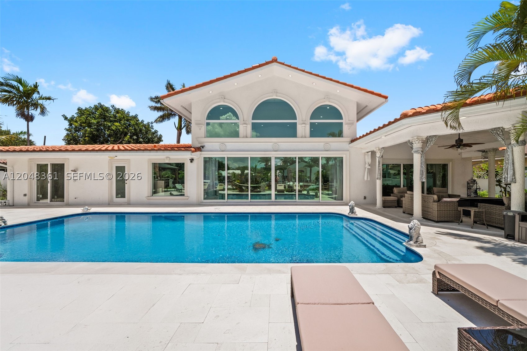 HILLSBORO HARBOR UNIT - Residential
