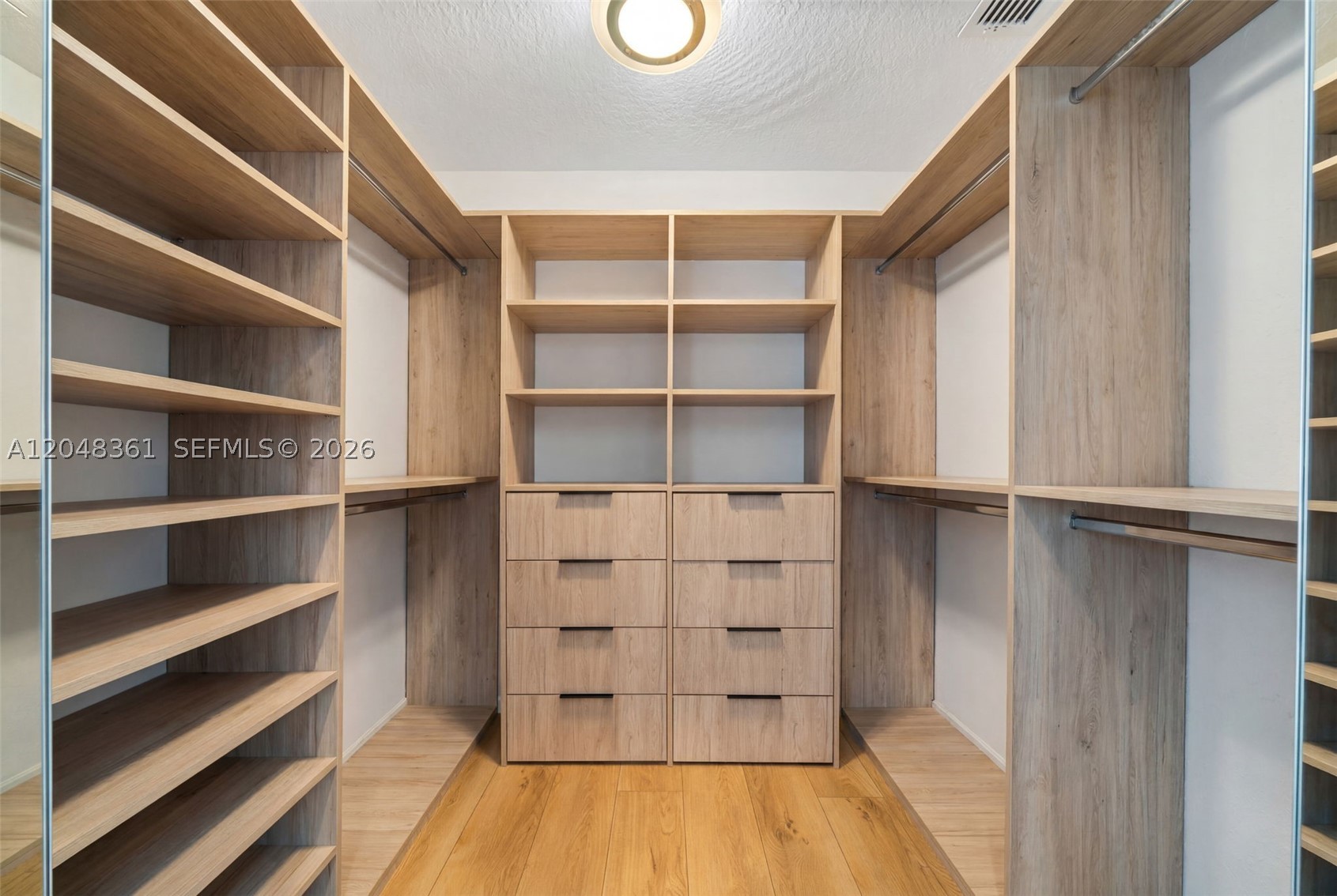 HILLSBORO HARBOR UNIT - Residential