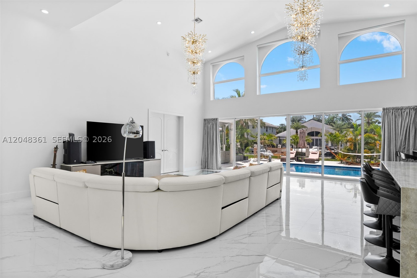 HILLSBORO HARBOR UNIT - Residential