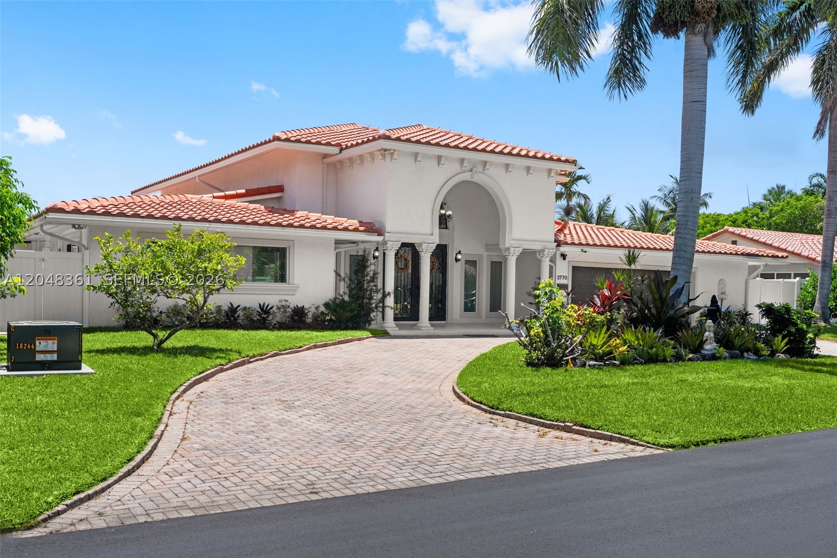 HILLSBORO HARBOR UNIT - Residential