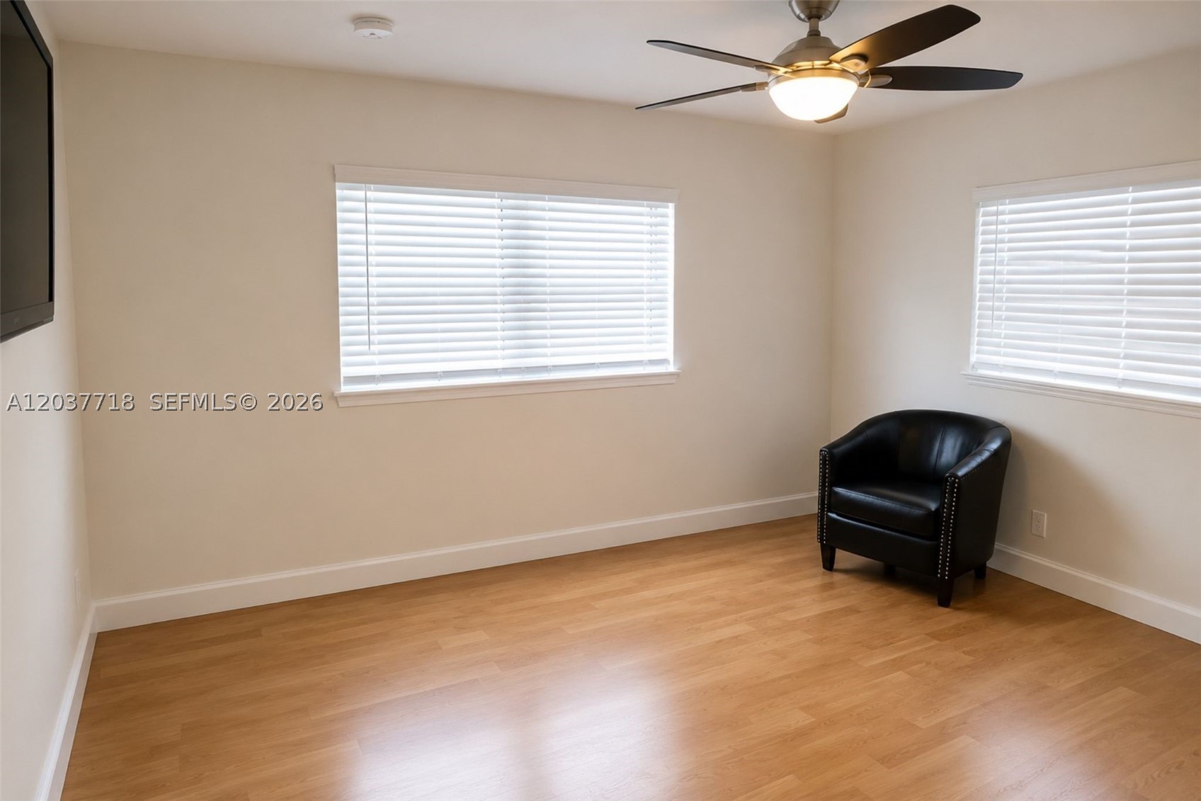 OAKLAND ESTATES 4TH SEC - Residential Lease