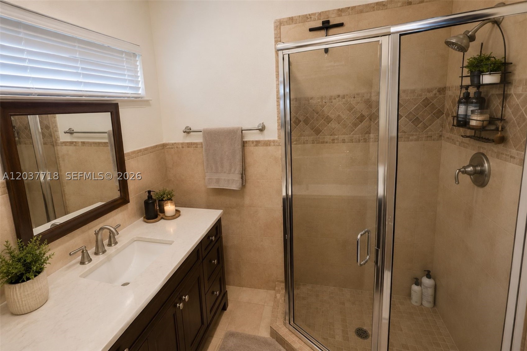 OAKLAND ESTATES 4TH SEC - Residential Lease