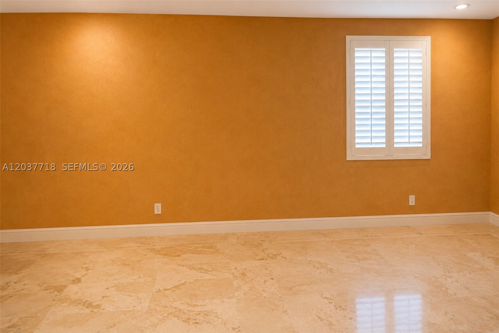 OAKLAND ESTATES 4TH SEC - Residential Lease