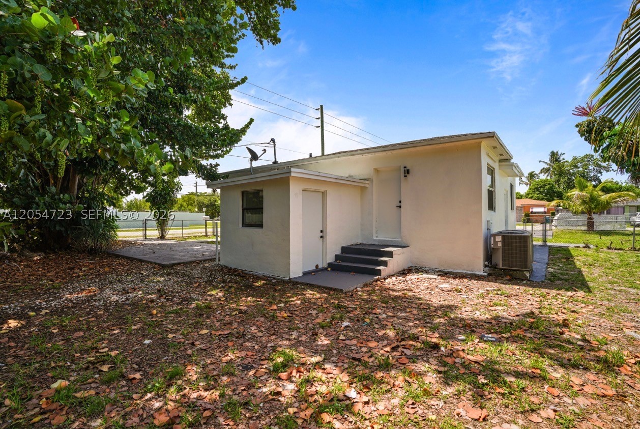 PINEWOOD PARK EXTENSION N - Residential Income