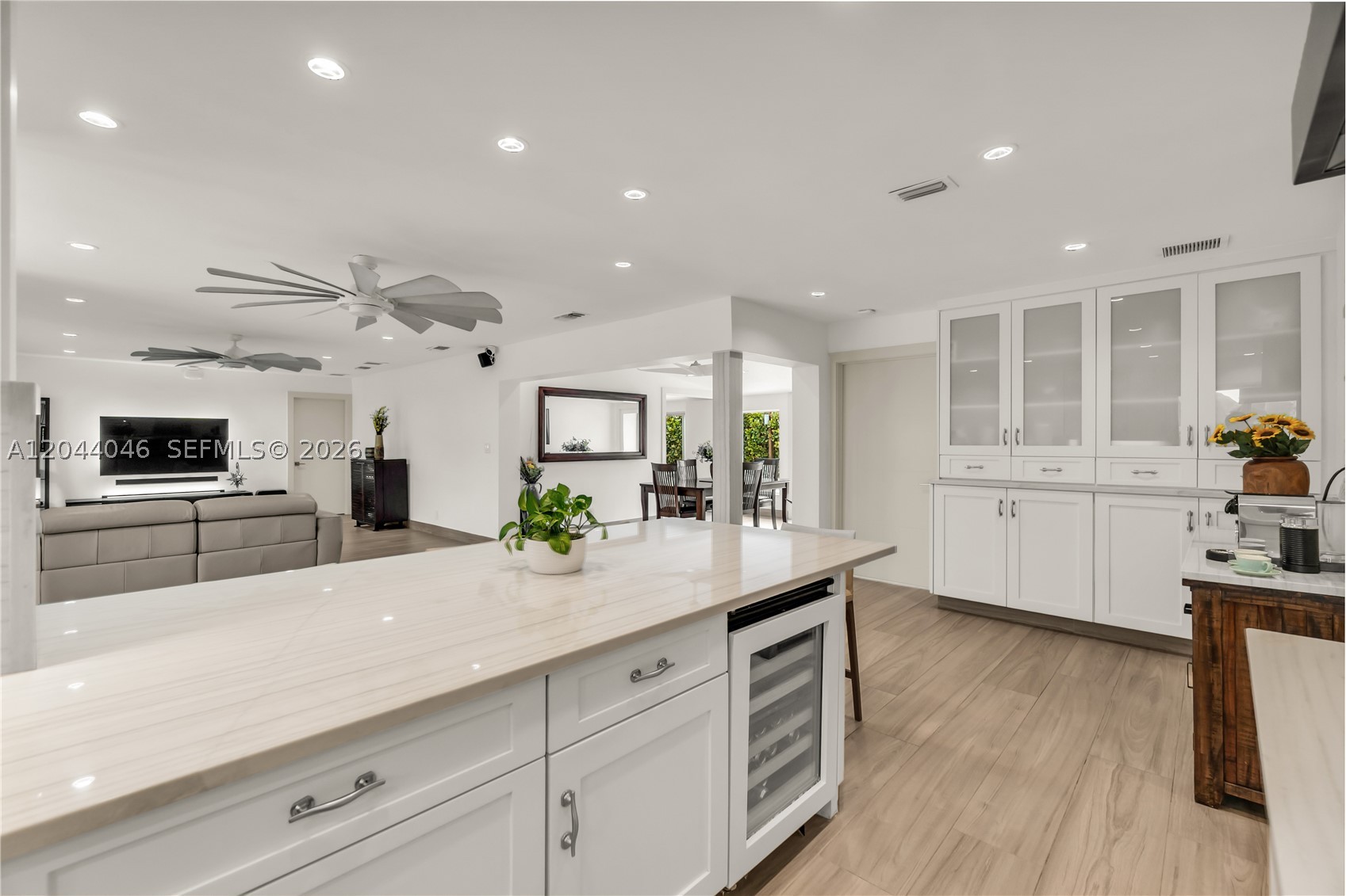 CORAL RIDGE COUNTRY CLUB - Residential