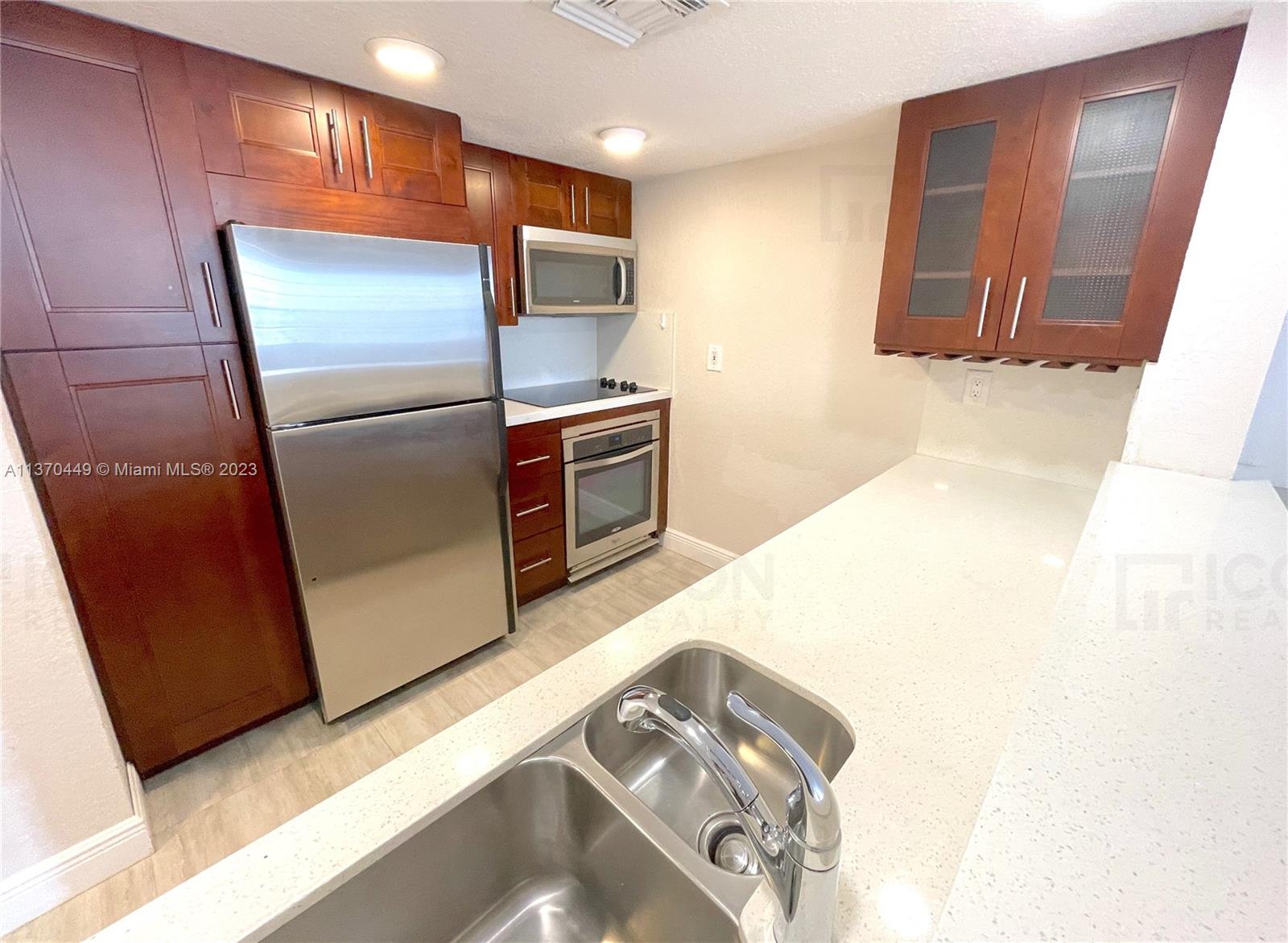 LAS OLAS BY THE RIVER CON - Residential Lease