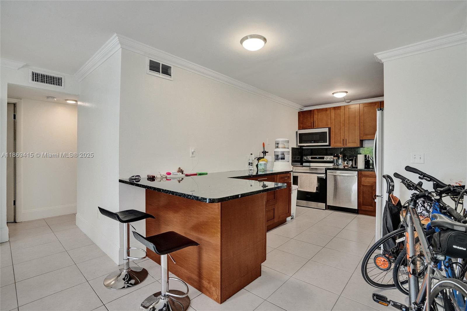NORTH BAY VILLAS CONDO - Residential