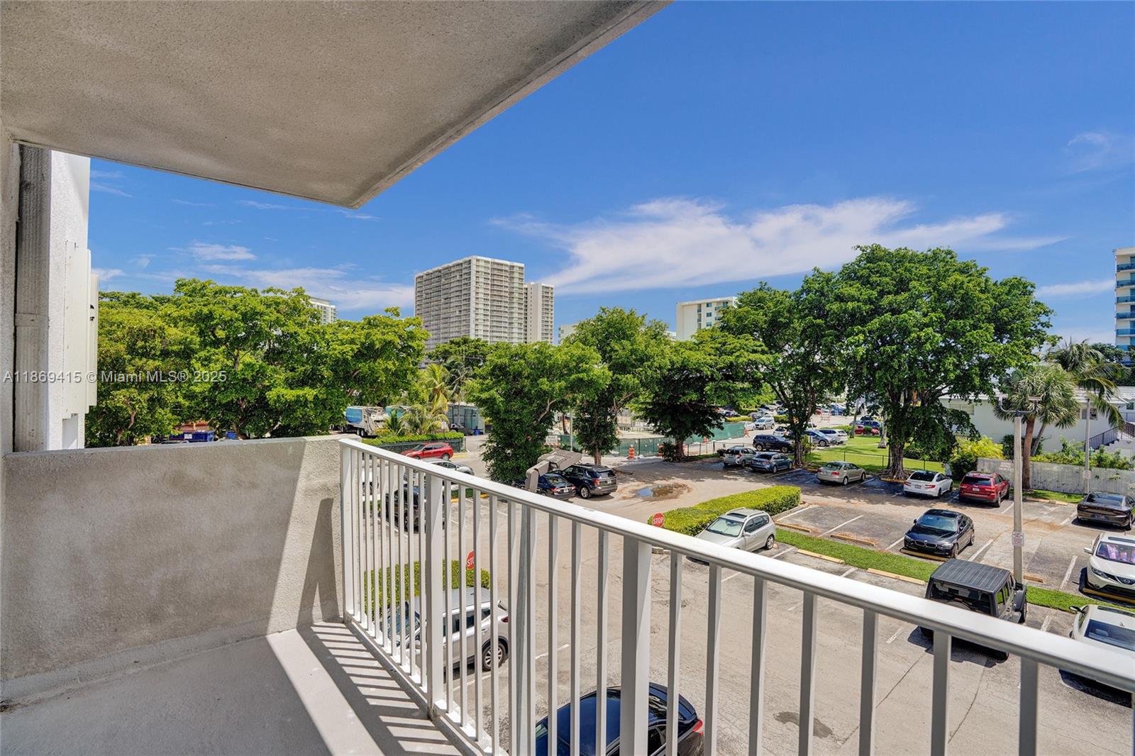 NORTH BAY VILLAS CONDO - Residential