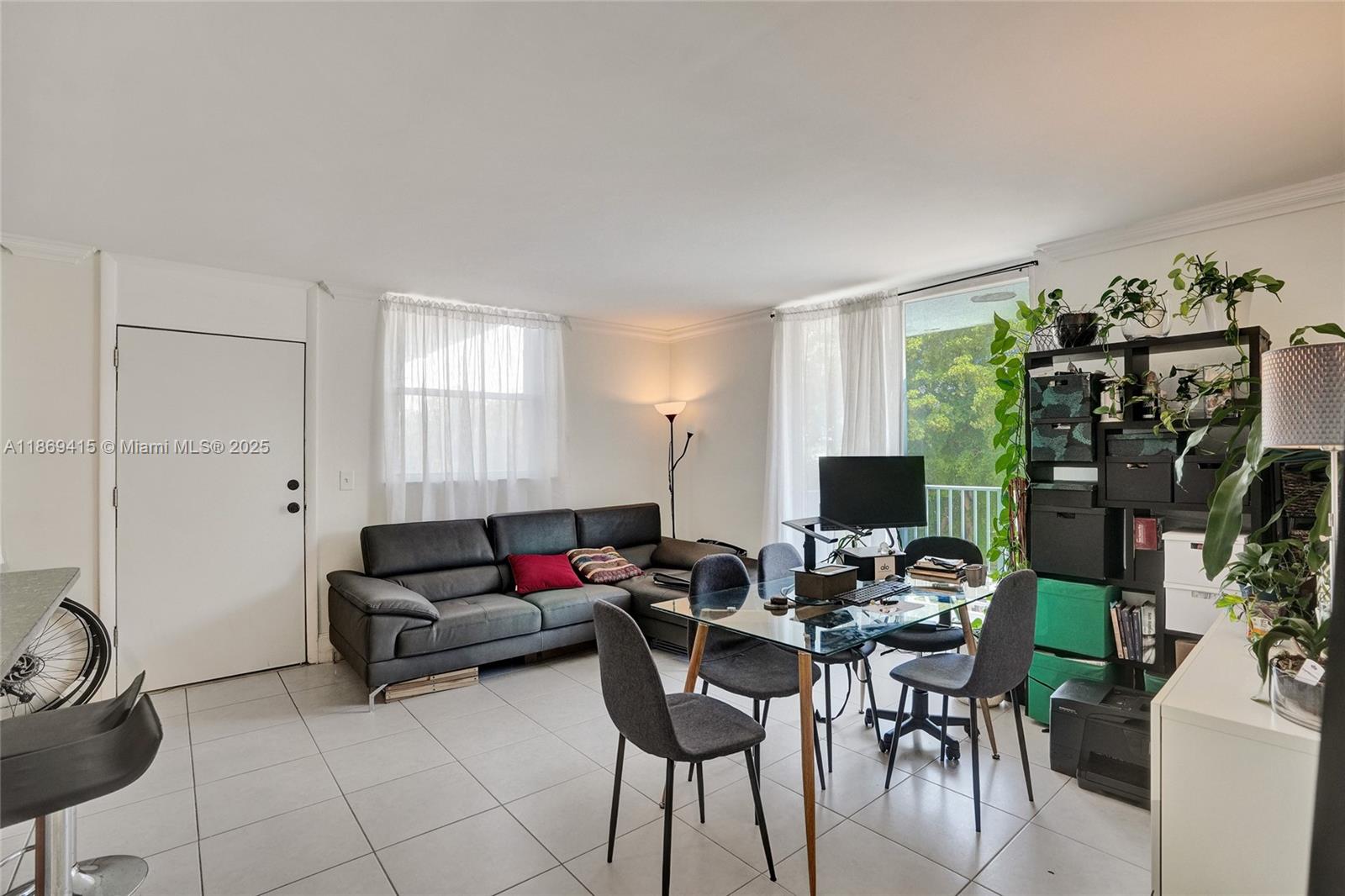 NORTH BAY VILLAS CONDO - Residential