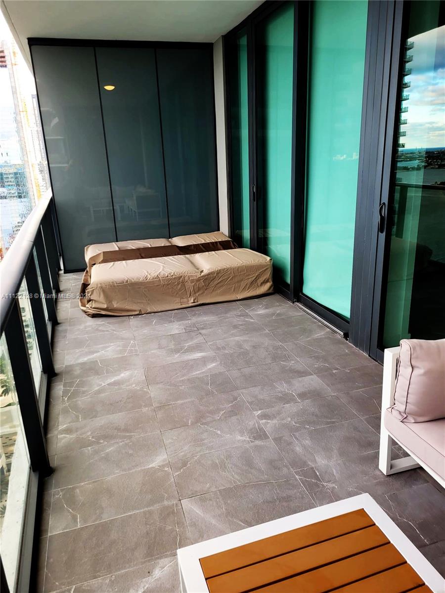 GRAN PARAISO CONDO - Residential Lease