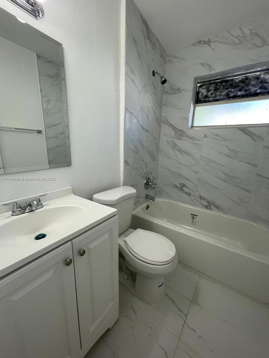 CARVER PARK - Residential Lease