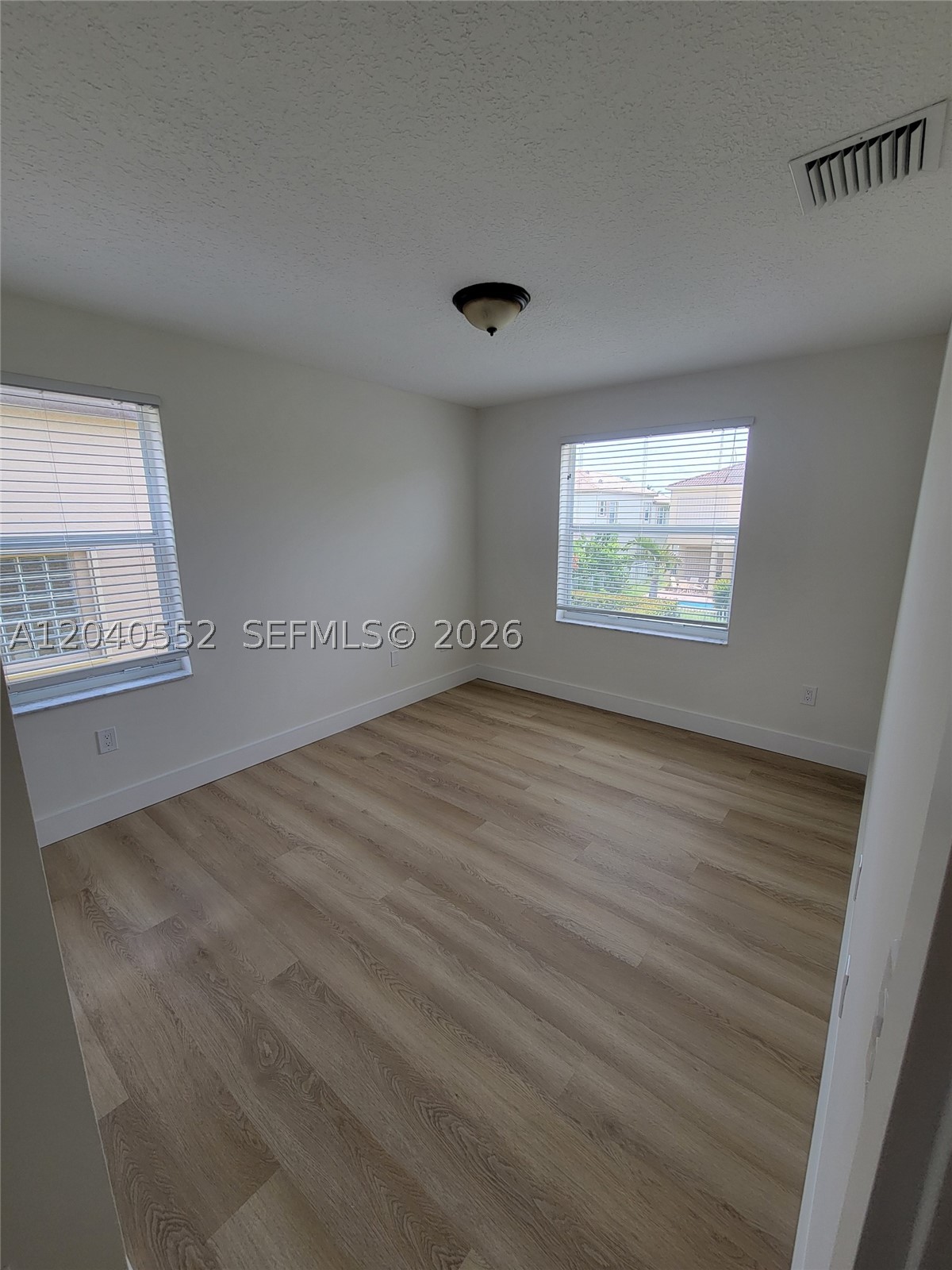 OLYMPIA 1 - Residential