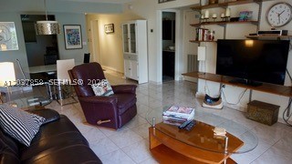 LE CARTIER CONDO - Residential Lease