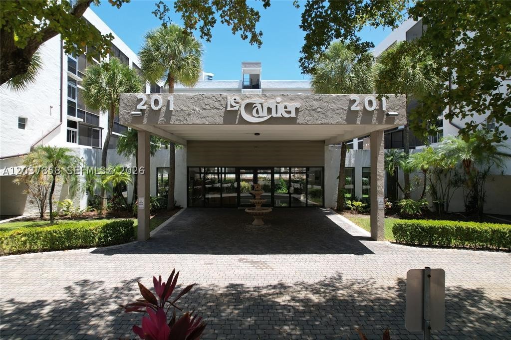 LE CARTIER CONDO - Residential Lease