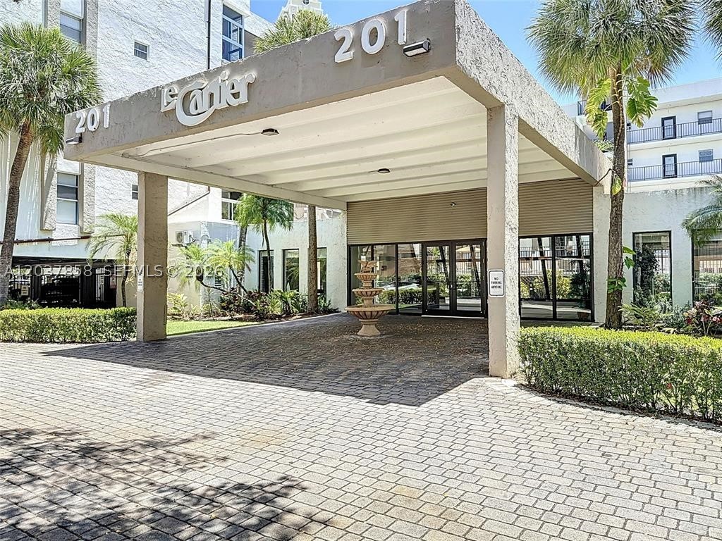 LE CARTIER CONDO - Residential Lease