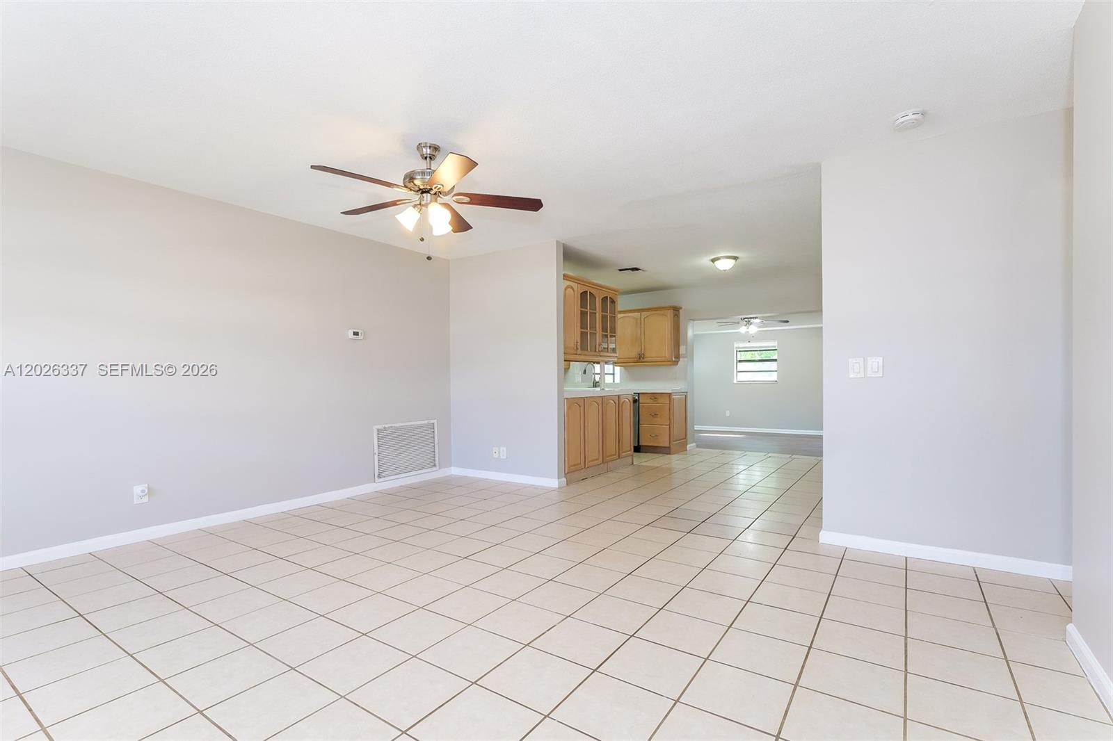 MEADOWBROOK 3 - Residential Lease