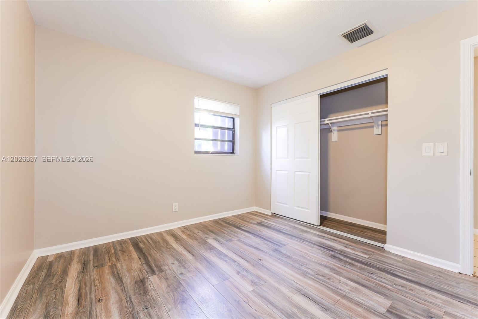 MEADOWBROOK 3 - Residential Lease