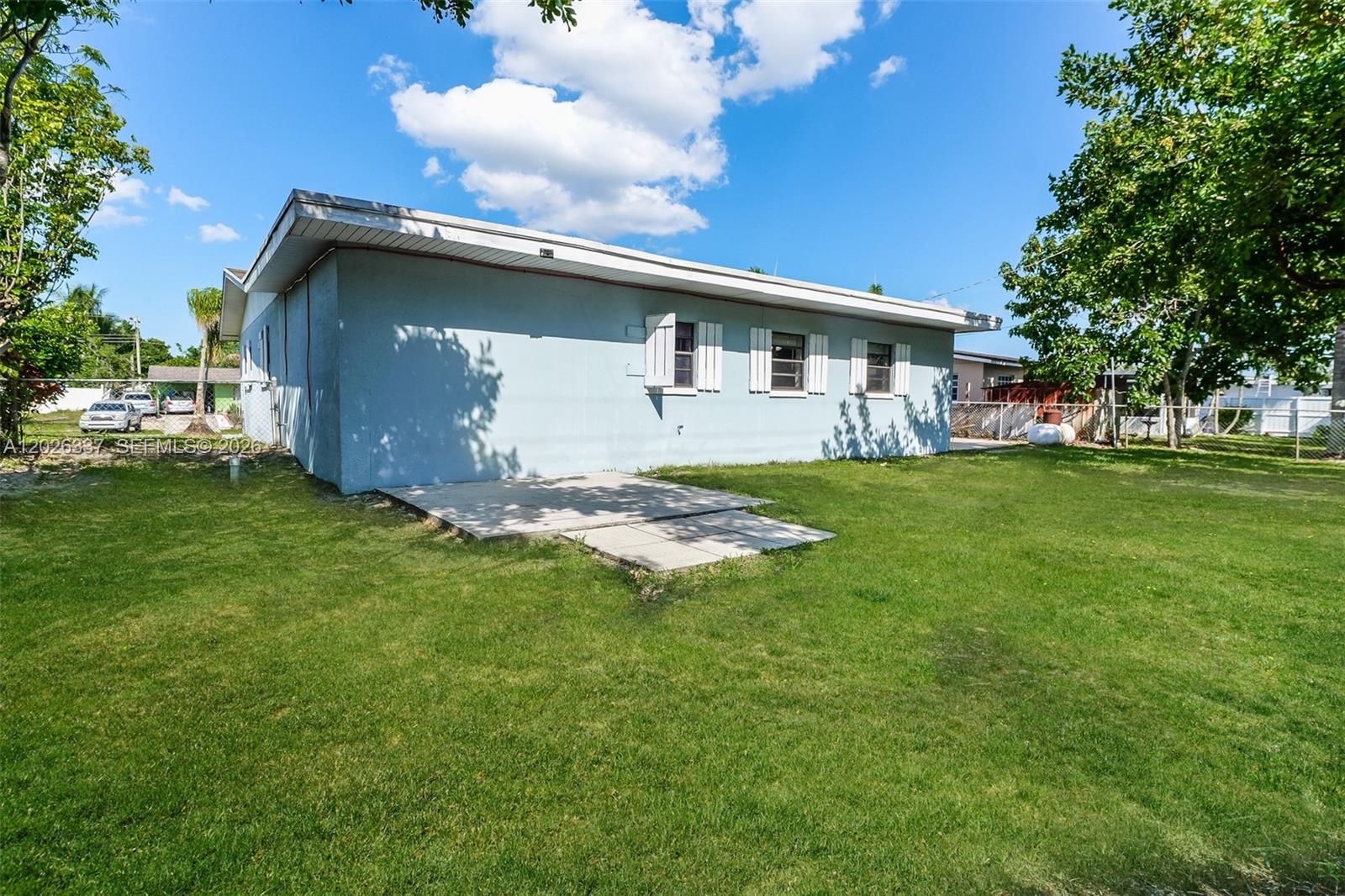 MEADOWBROOK 3 - Residential Lease
