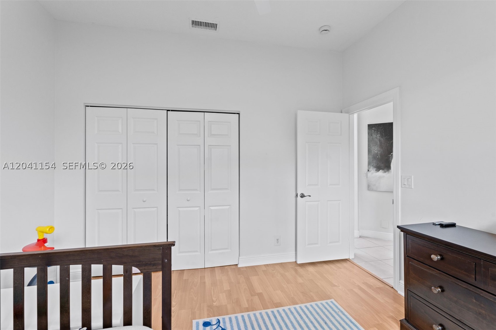 KENSINGTON - Residential