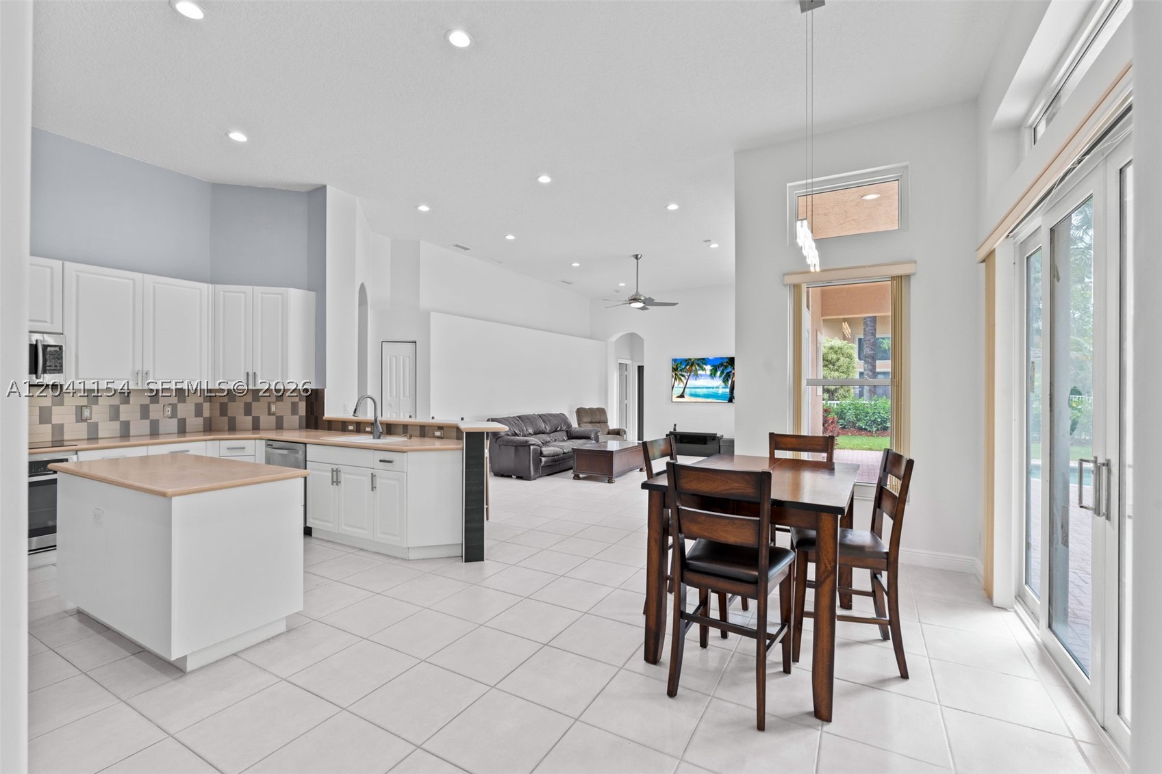 KENSINGTON - Residential