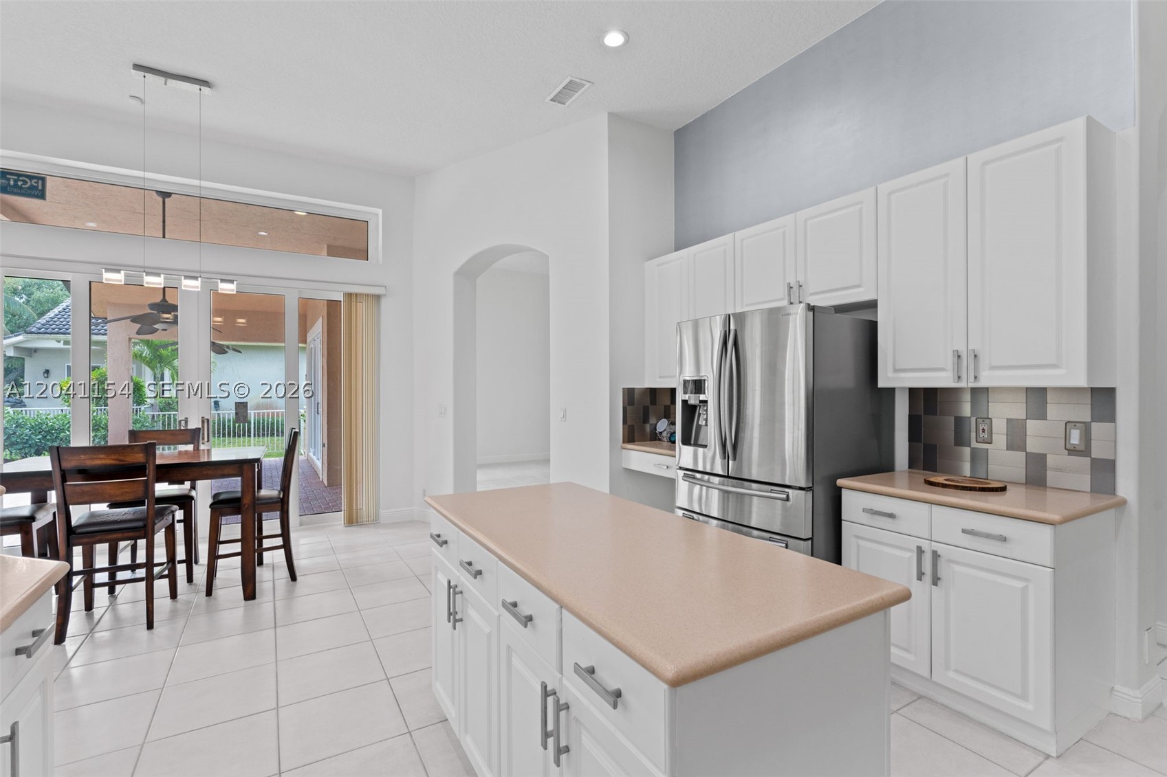 KENSINGTON - Residential