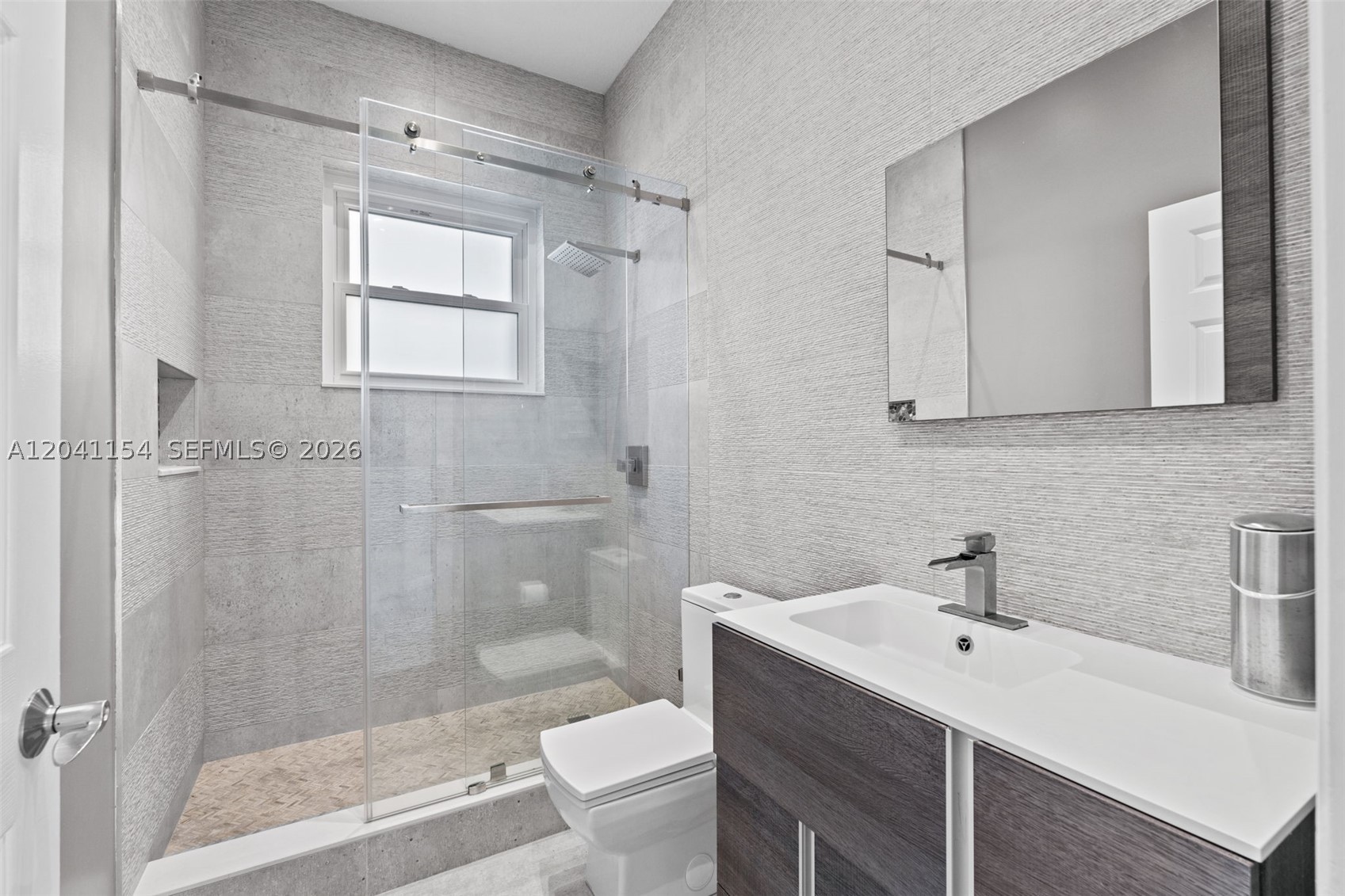 KENSINGTON - Residential