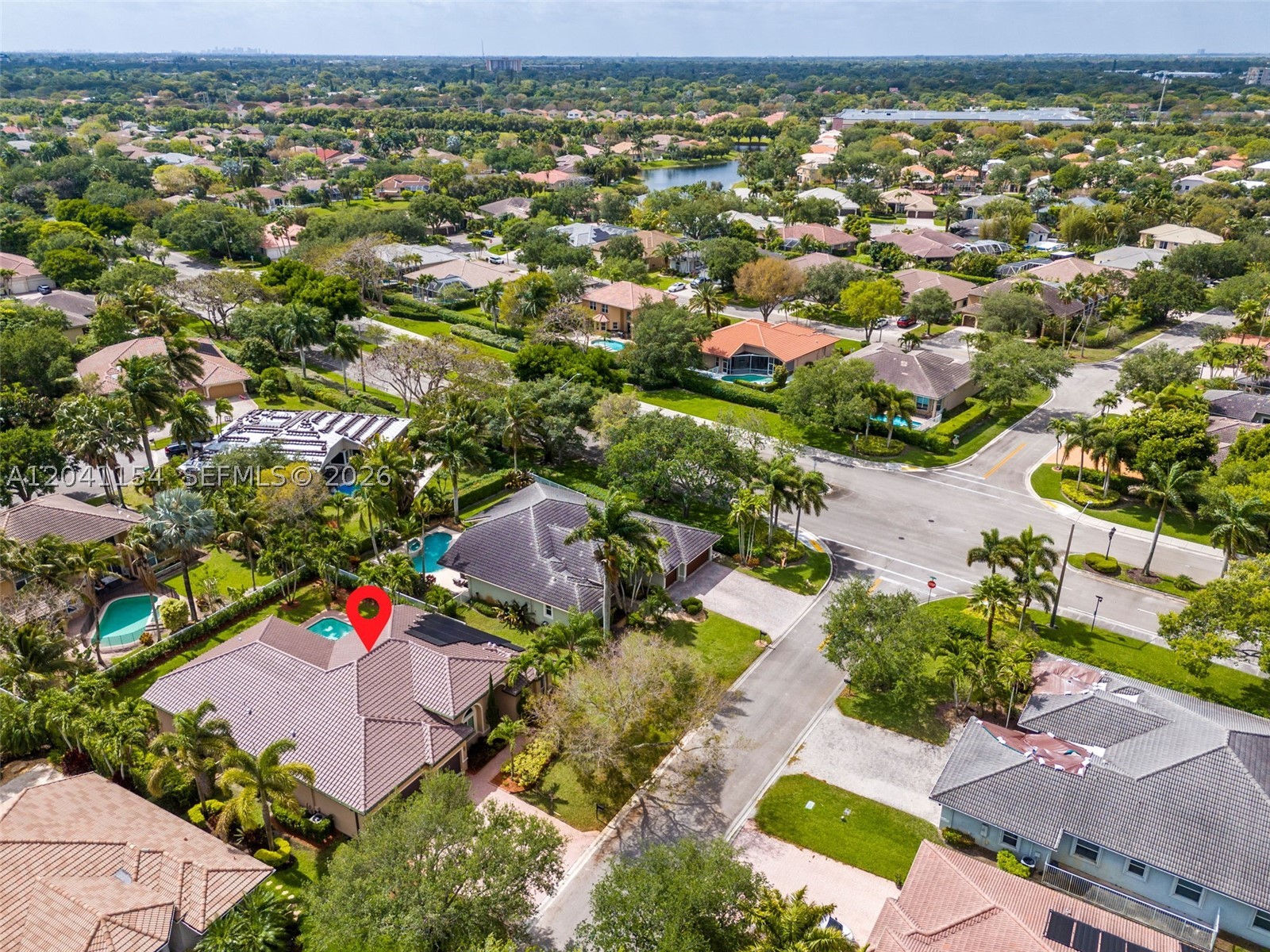 KENSINGTON - Residential