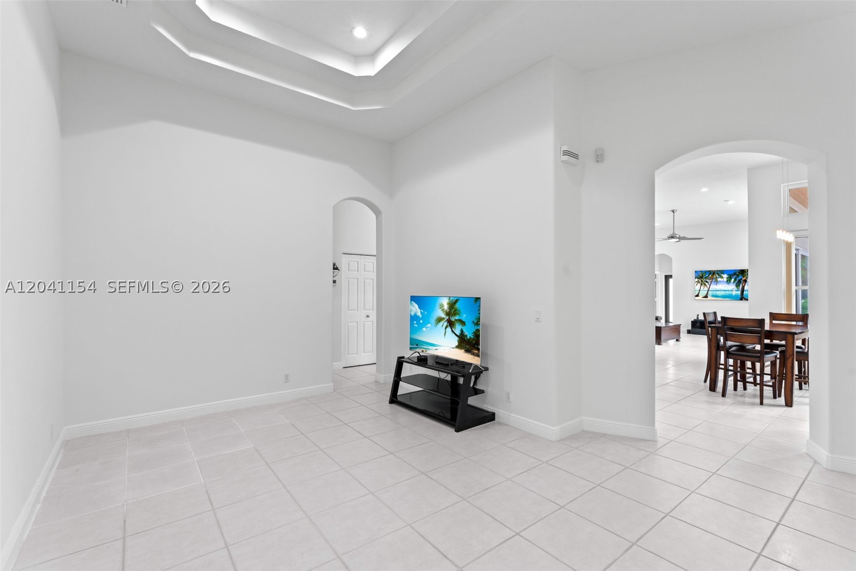 KENSINGTON - Residential