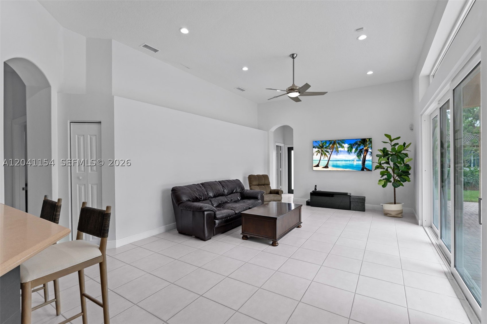 KENSINGTON - Residential