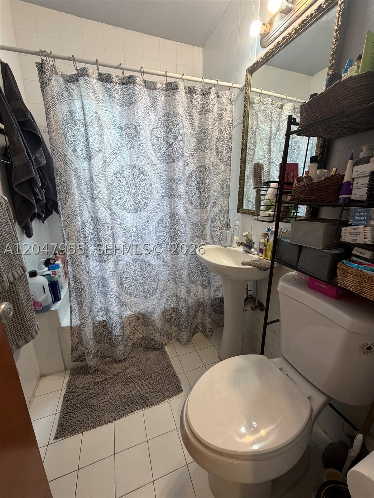 WEST MIAMI SHORES SEC D - Residential Lease