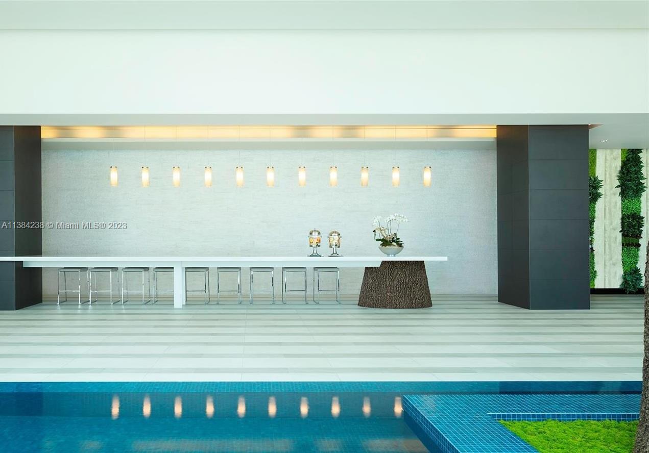 PARAMOUNT MIAMI WORLDCENT - Residential Lease