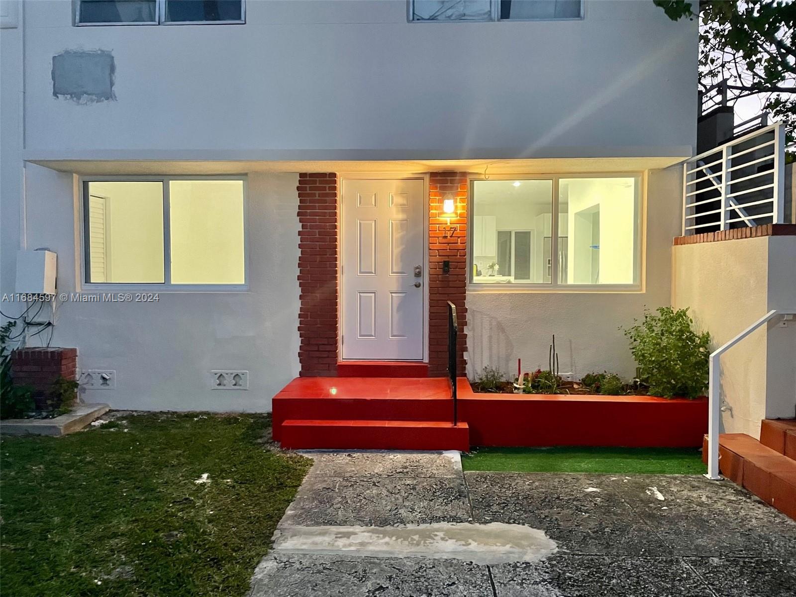 1/1 Complete remodeled Modern Corner Unit on first floor with Breathtaking views of the intercostal from all windows With Porcelain Floors, Wood Cabinets, Quartz with waterfall. New Stainless Steel Appliances, Bathroom Remodeled with Rain shower. New Doors. Back Patio for enjoyment BBQ, water sports, sunbathing, Fishing, or Boating with Intercostal canal with Ocean Access.  Remodeling done to Code with Permits. 
Hurry Wont Last!
