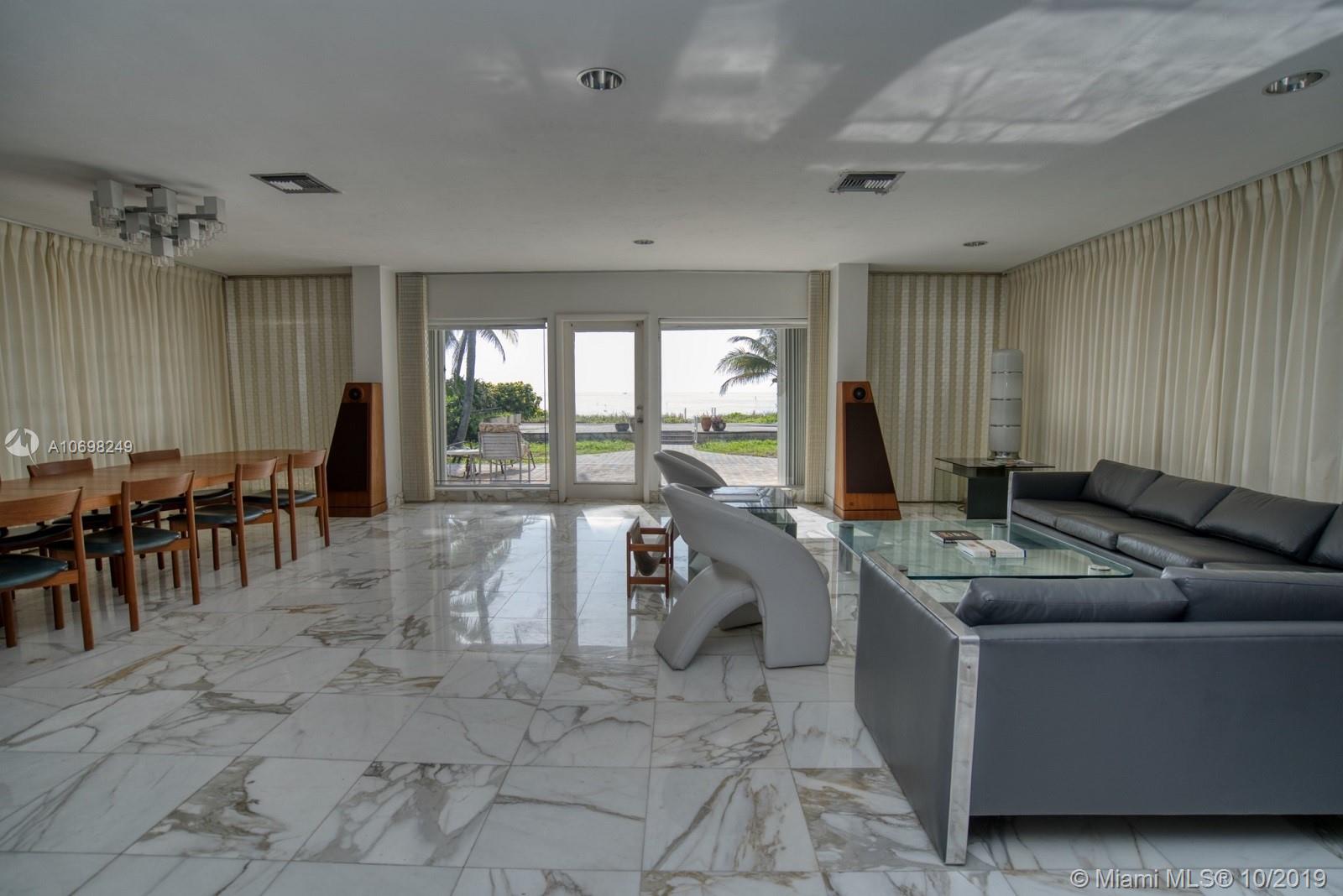 GOLDEN BEACH SEC C - Residential