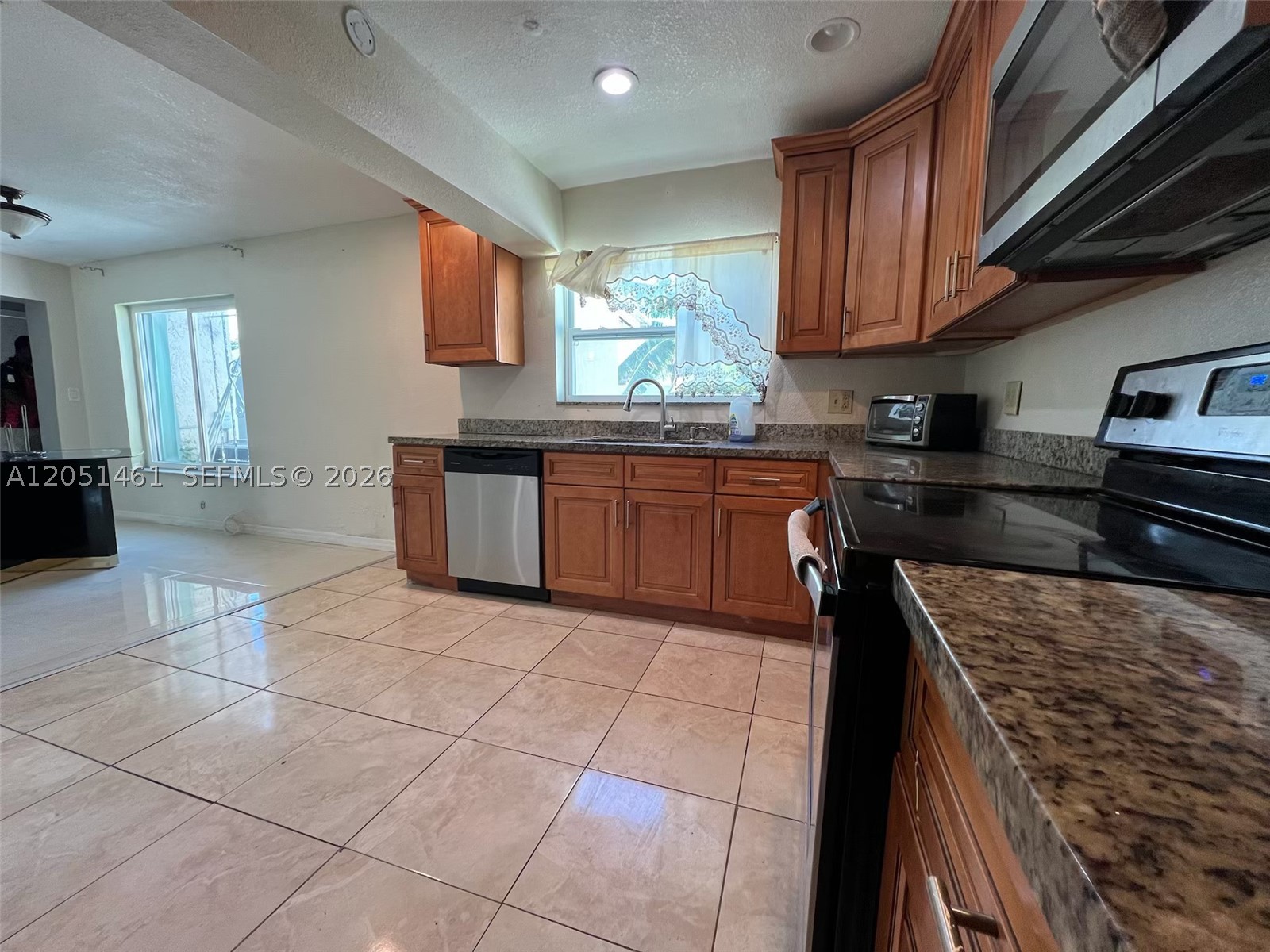 MIRAMAR SEC 9 - Residential Lease