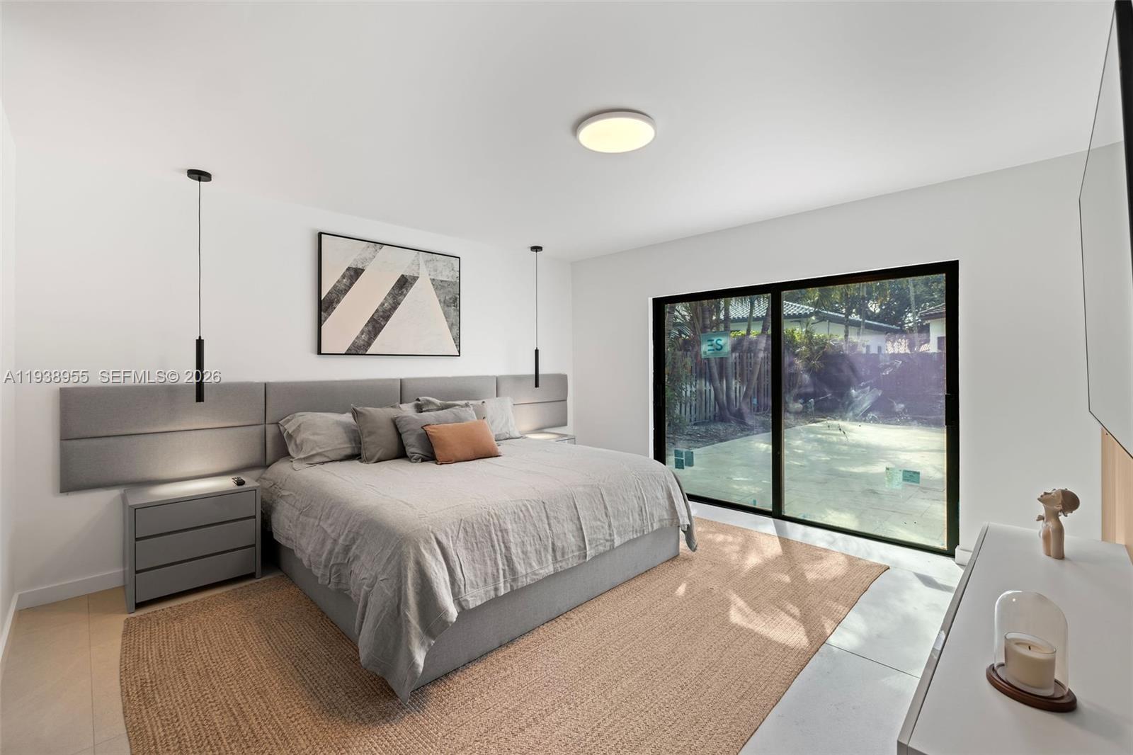 ROYAL OAKS - Residential