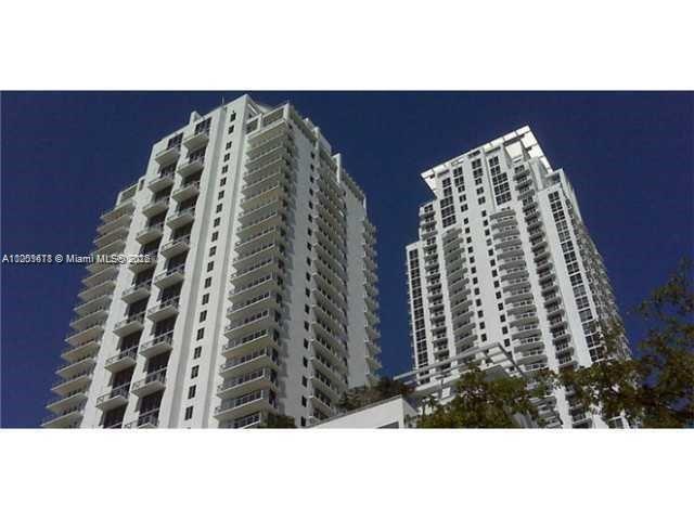 Indulge yourself living in a Luxury High rise condo on Brickell !! Building across from Merry Brickell shopping center and walking distance to Brickell  City Center, cafes, restaurants, supermarket and Metro mover & Metro rail. Studio offers astonish marble floors, state of the art kitchen. Unit has a Tenant but  easy to show. 
Please see Brokers Remarks for showing instructions
.