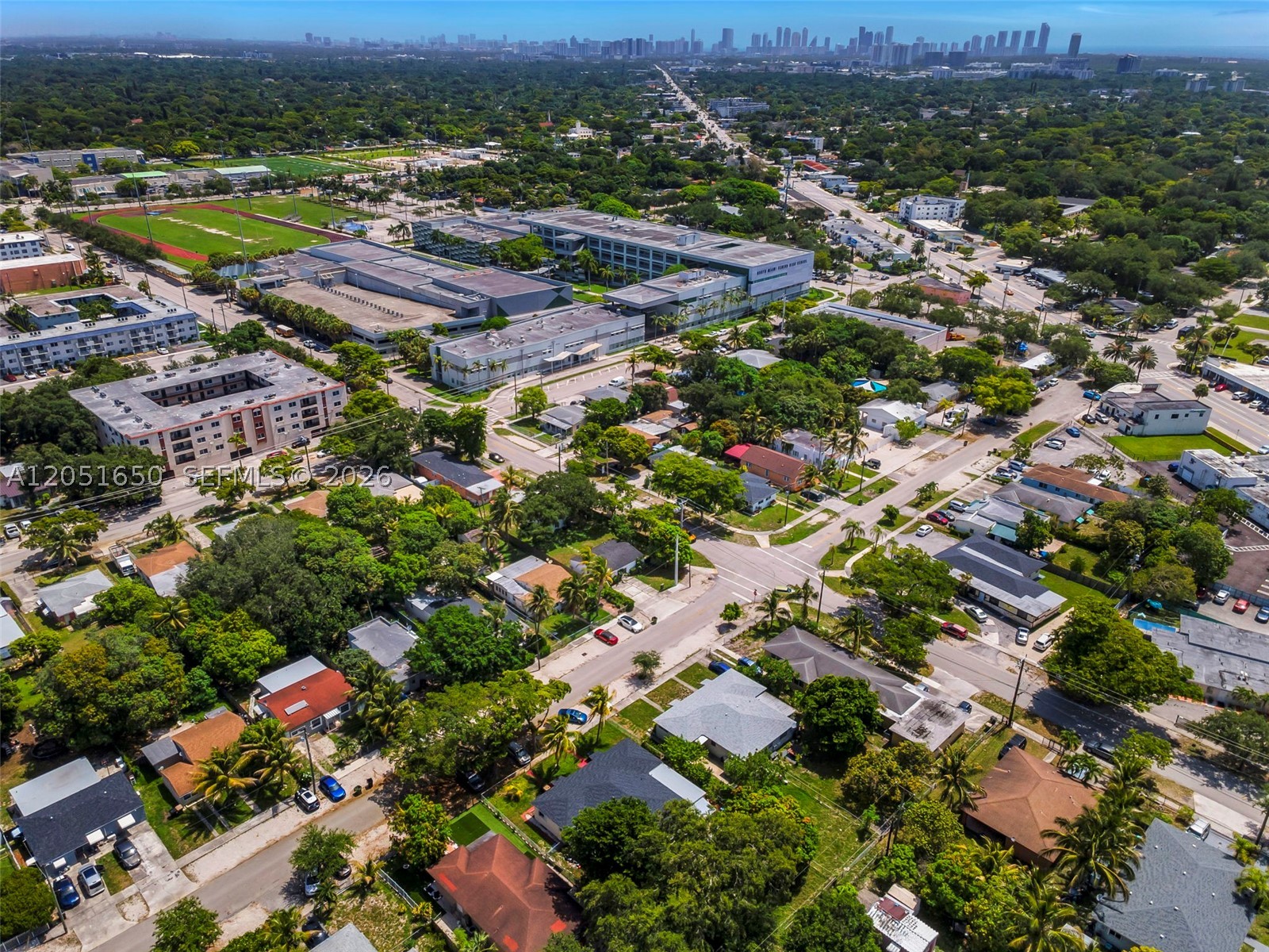 IRONS MANOR 5TH ADDN - Residential Lease