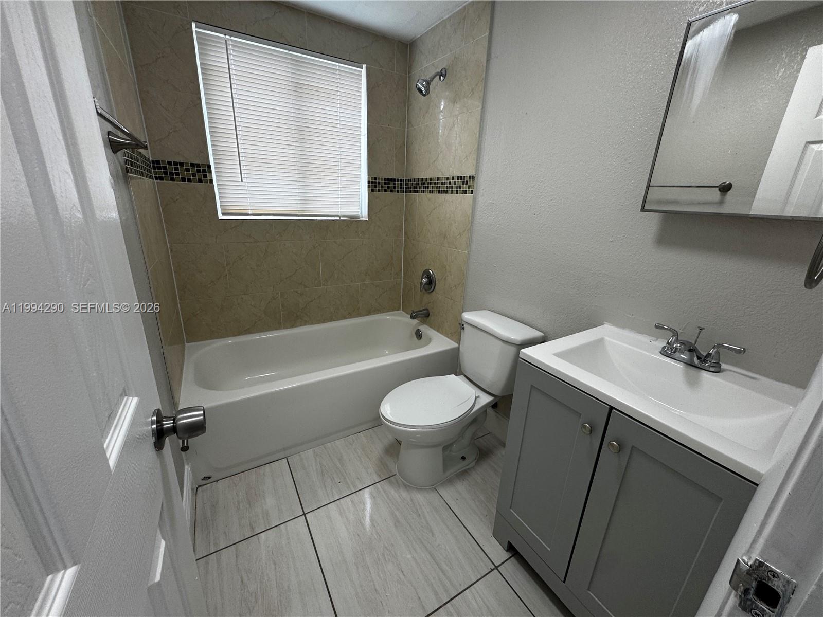 MAGNOLIA SUB - Residential Lease