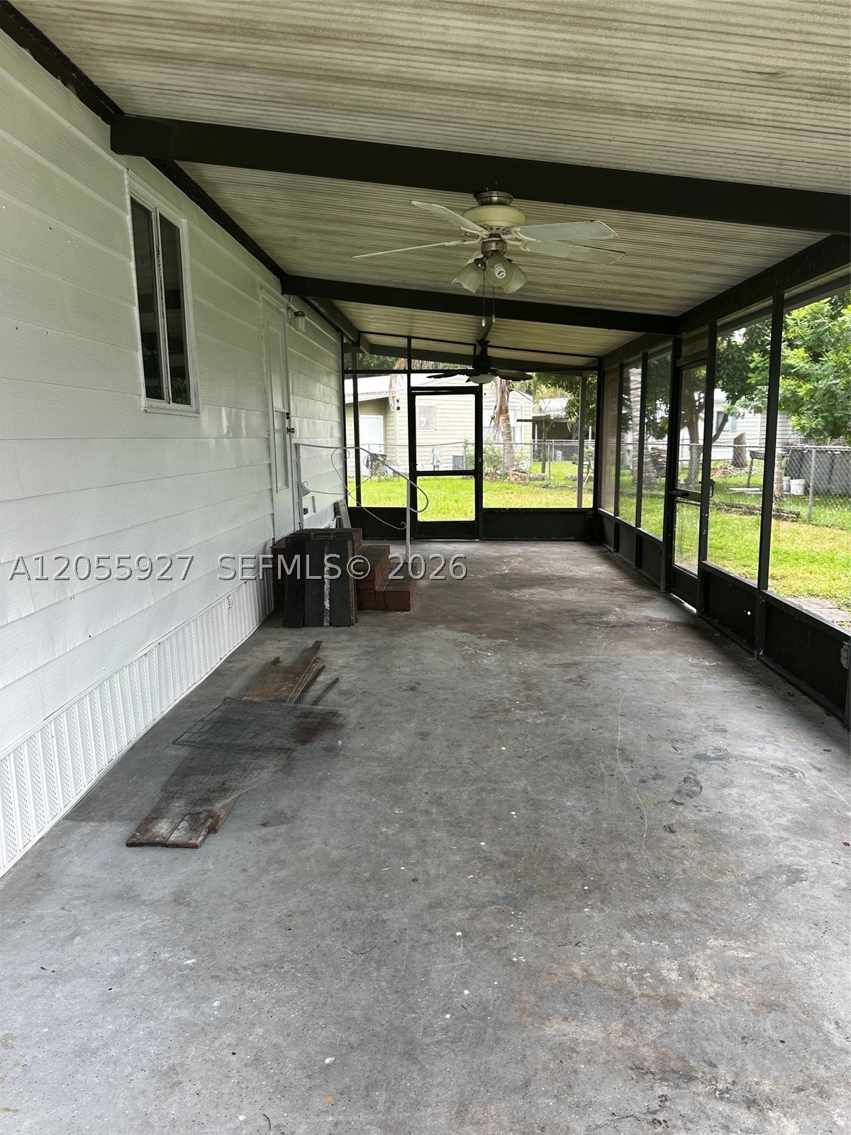 SEMINOLE MANOR - Residential