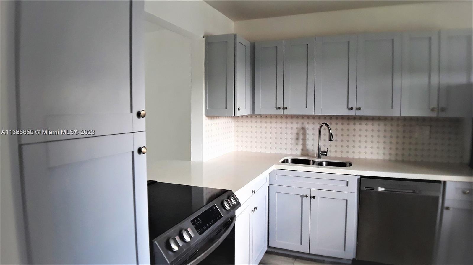 ARROWHEAD CONDO 8 - Residential Lease