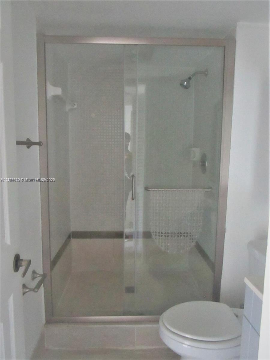 ARROWHEAD CONDO 8 - Residential Lease