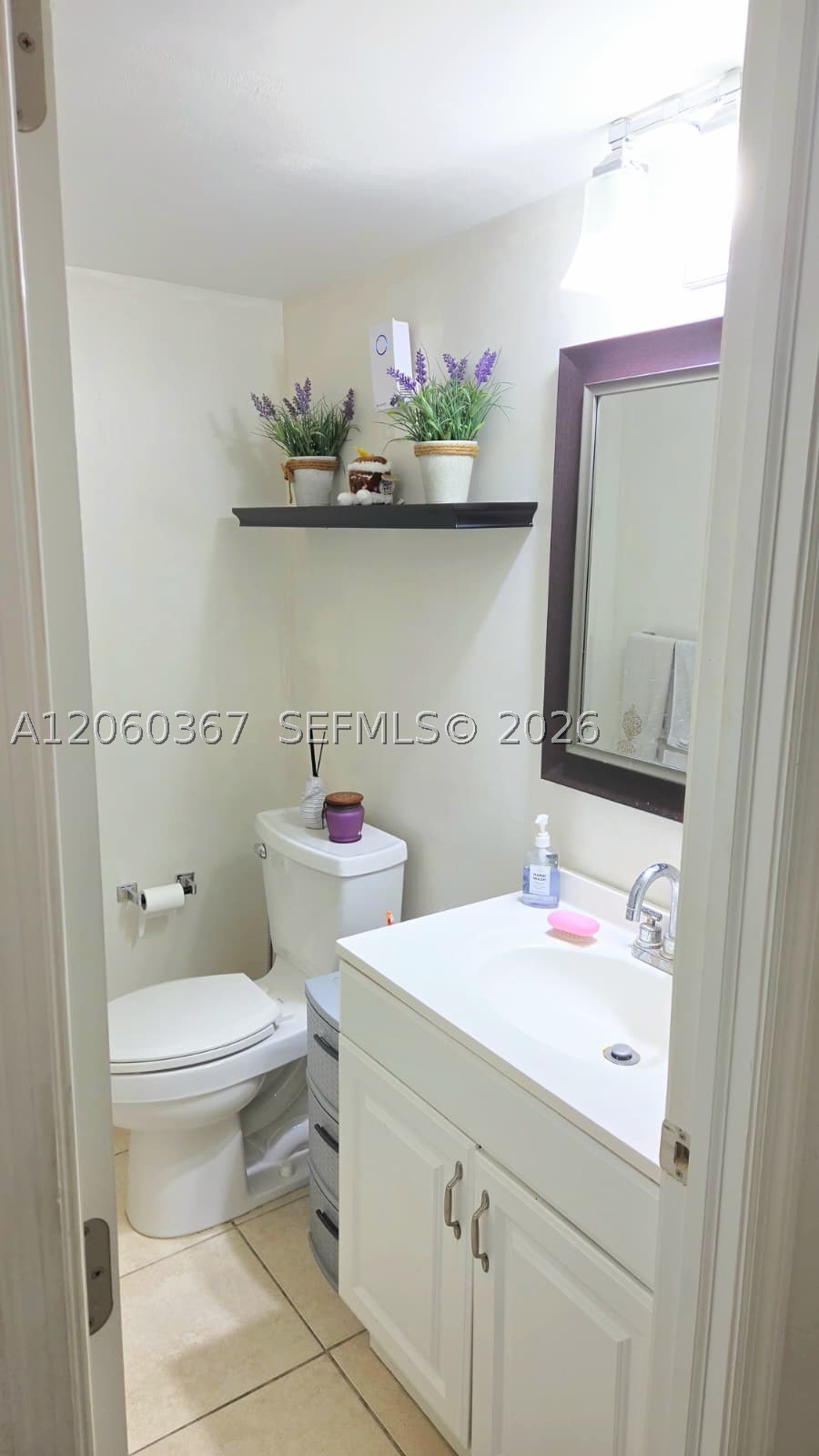 COCO WOOD CONDO - Residential