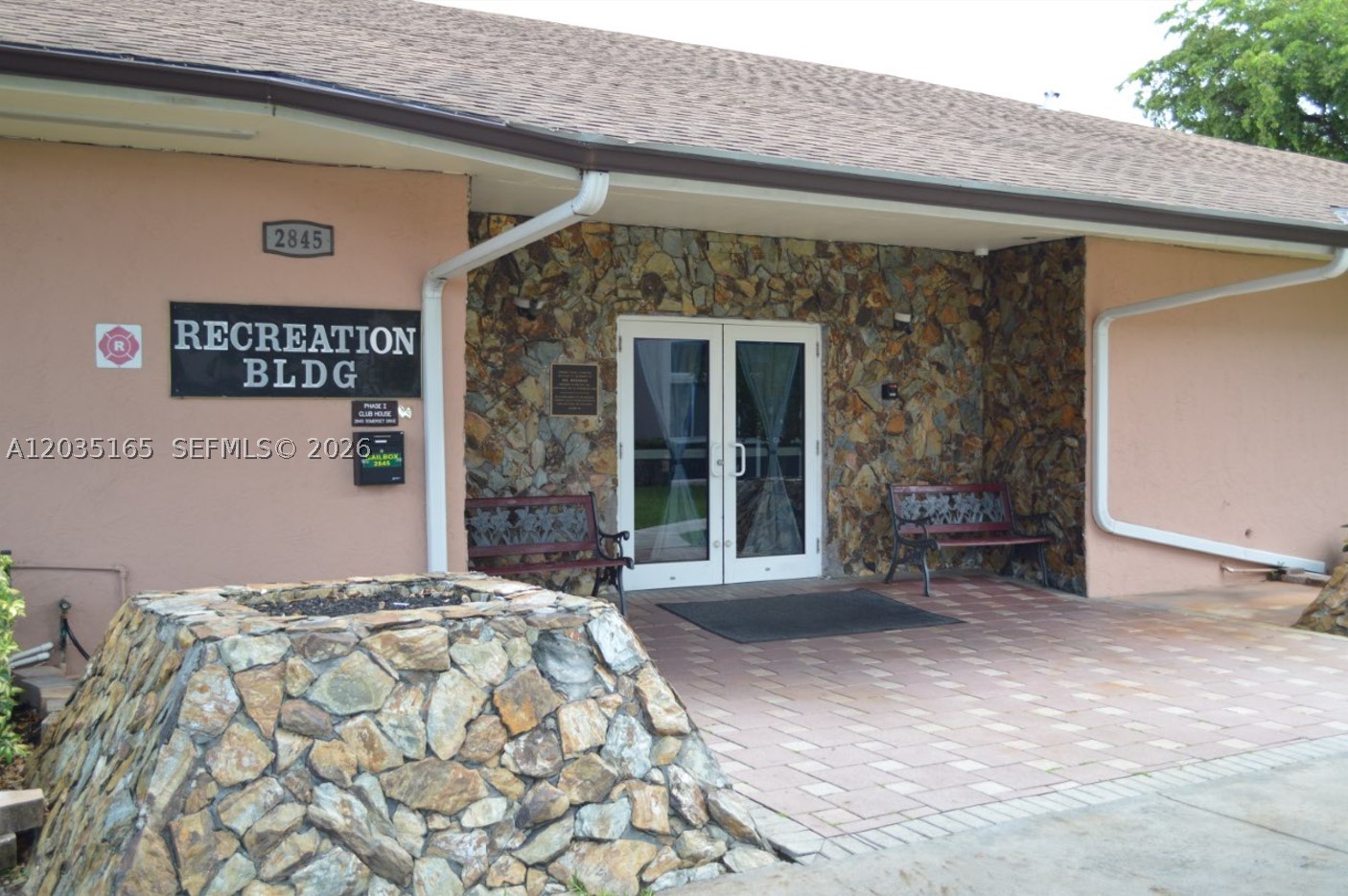 SOMERSET NO 1 CONDO - Residential