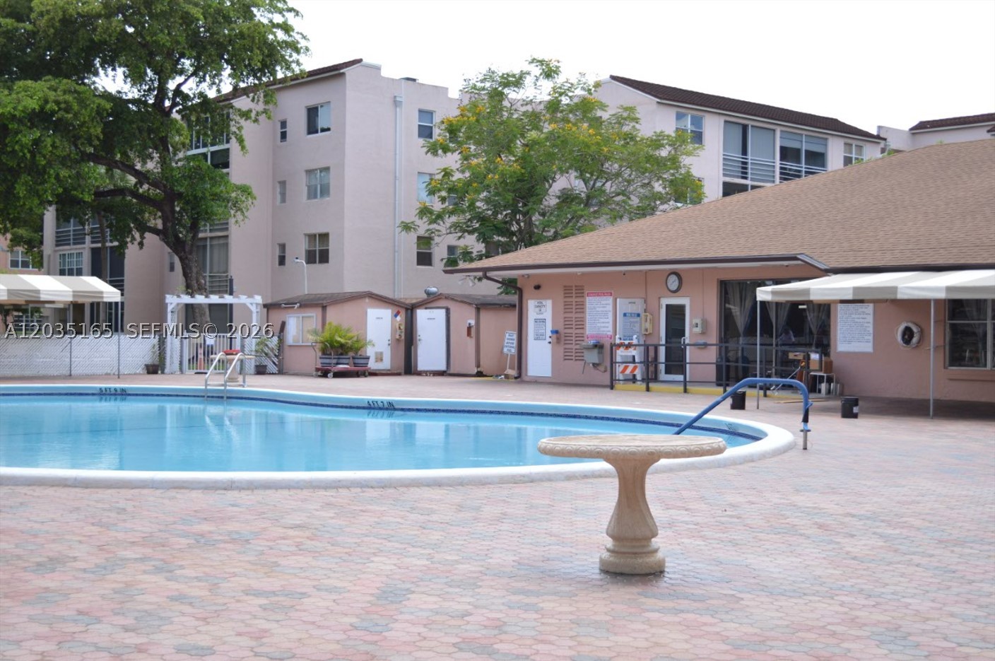 SOMERSET NO 1 CONDO - Residential