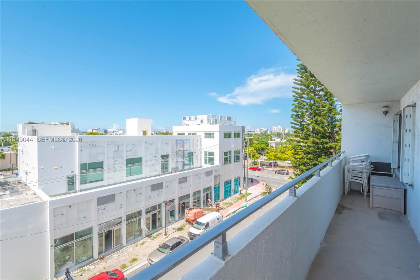 THE ALTON CONDO - Residential