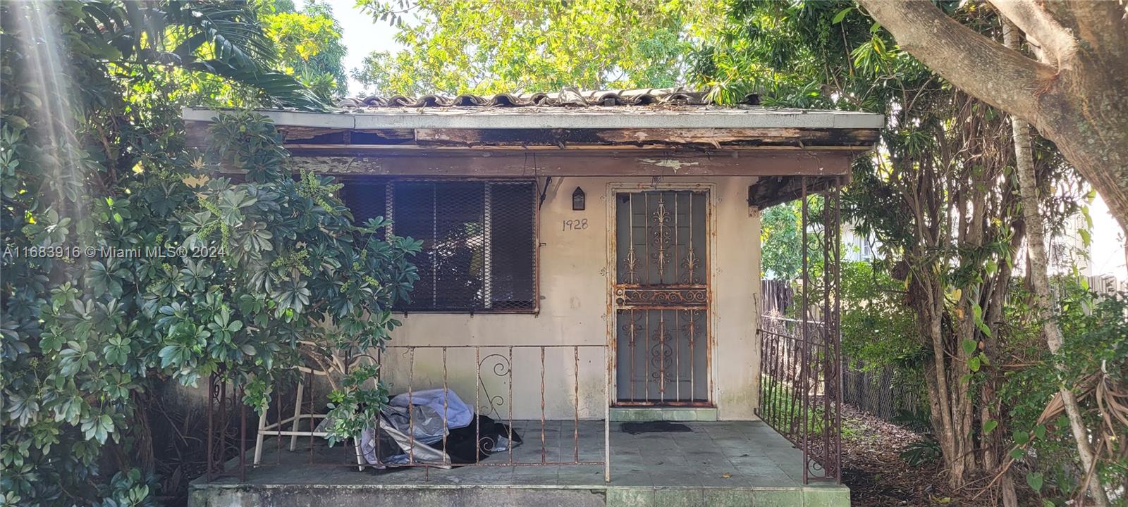 Great Fixer upper opportunity. Great Location... Property has lots of potential.