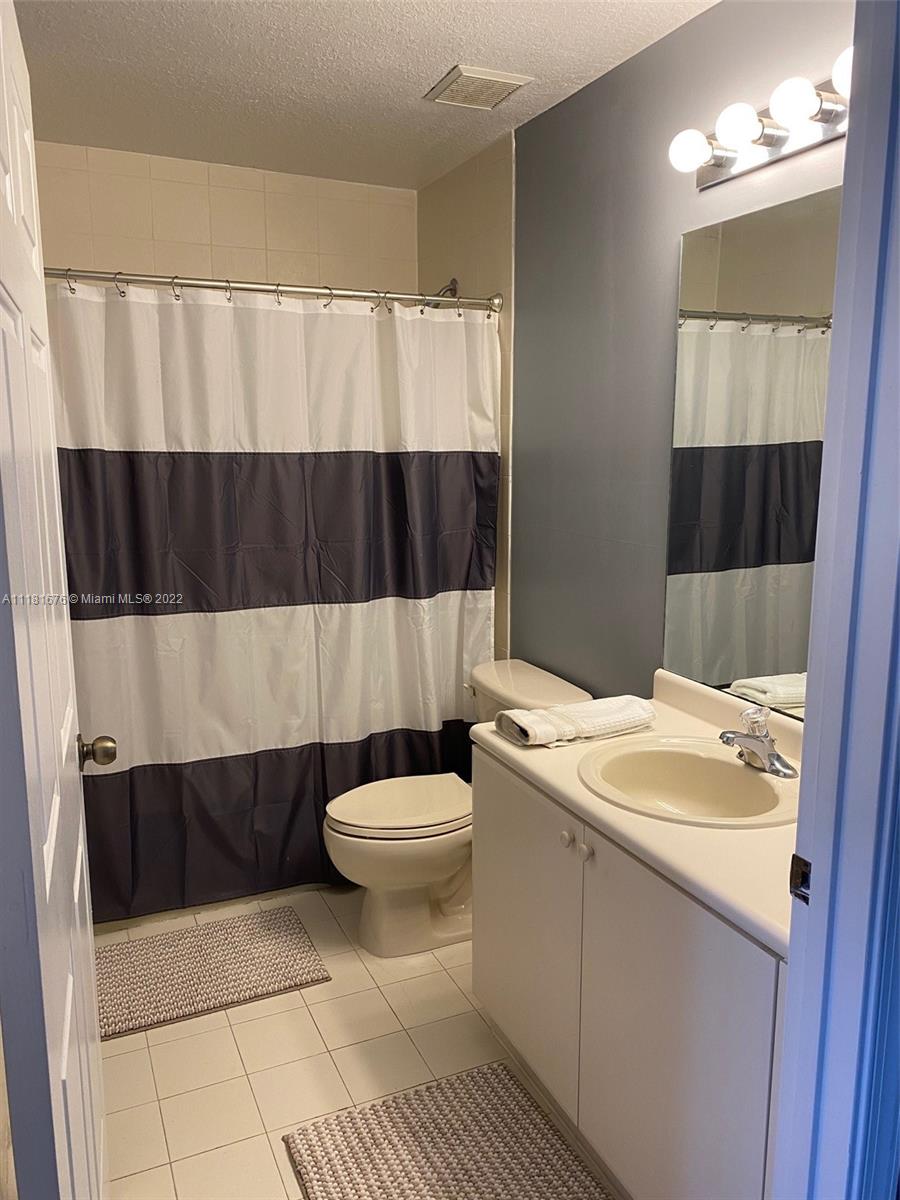 BELLA COLINA CONDO - Residential Lease